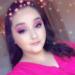 Meet your Posher, Alexis